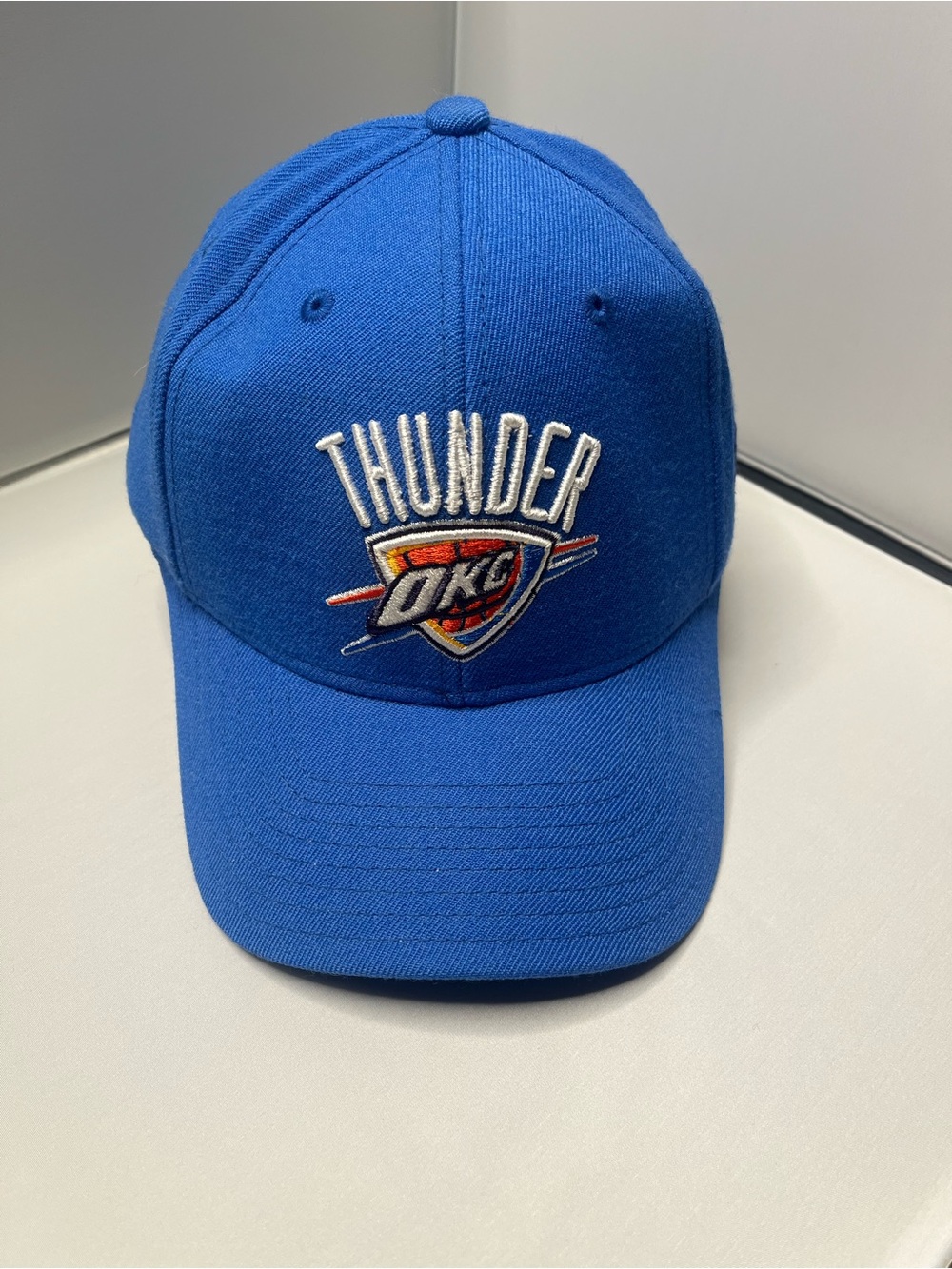 Adidas NBA OKC Oklahoma City Thunder Blue Velcro Strap Hat Cap One Size Jersey